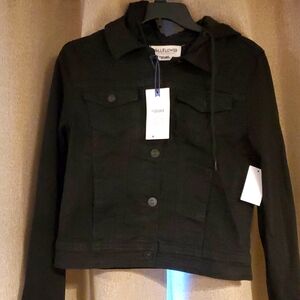 Juniors black jean hoodie jacket sz Medium. Brand new with tags